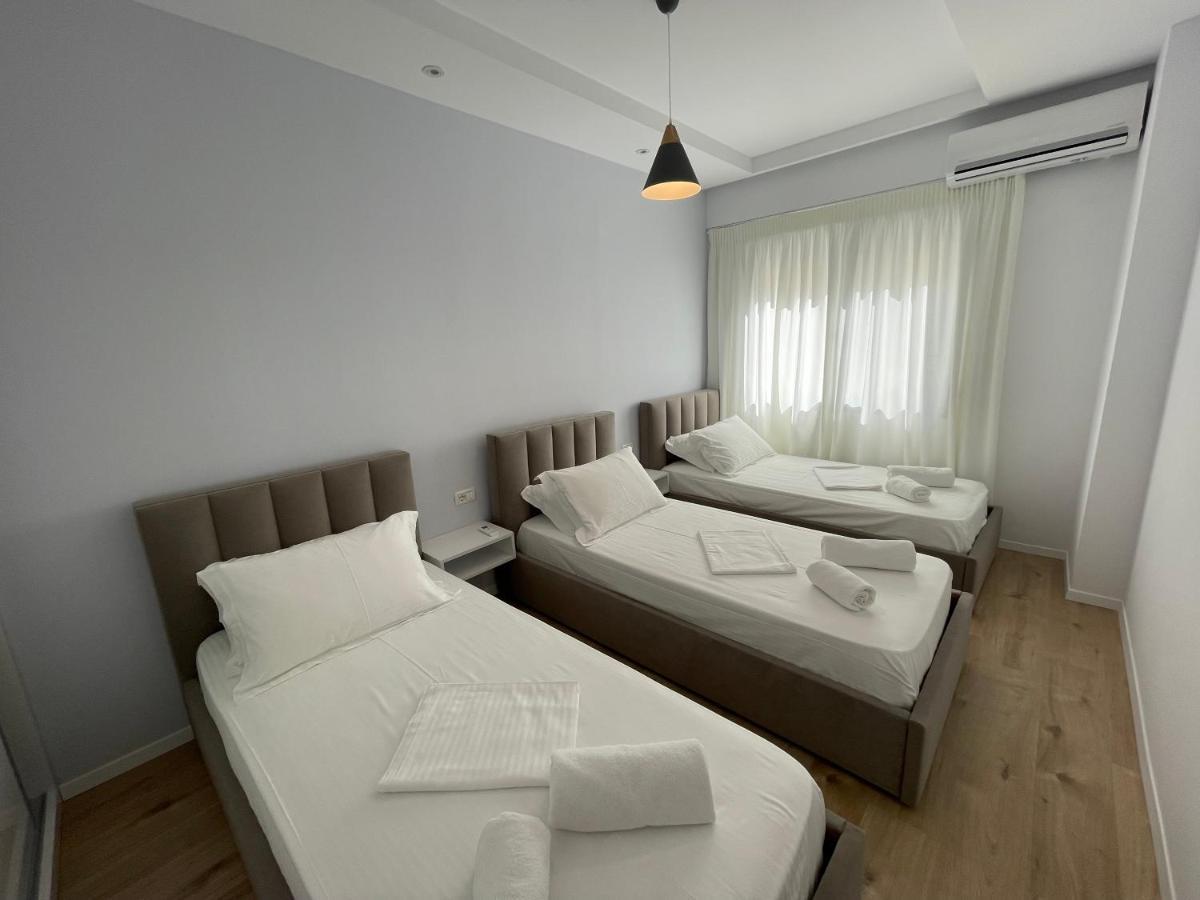 SEABREEZE Lungomare Vlorë Exterior foto